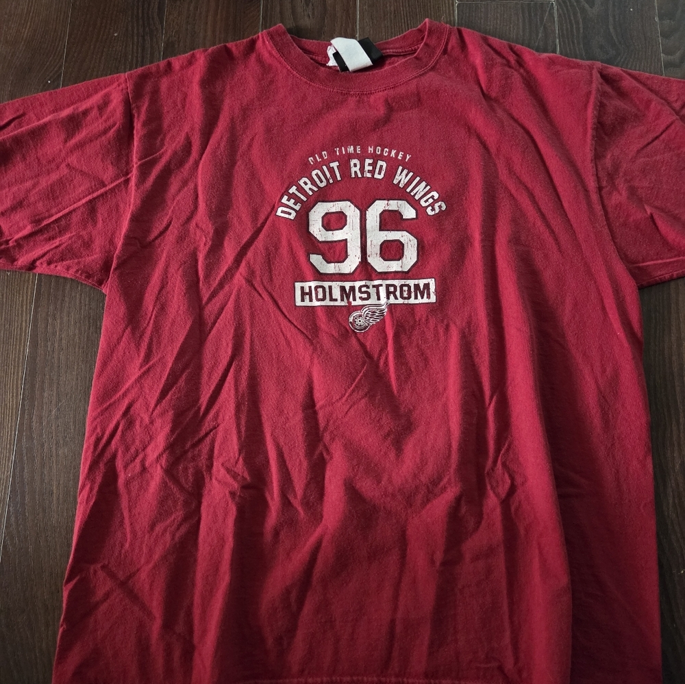 Red Detroit Red Wings T-Shirt #96 Old Time Sports